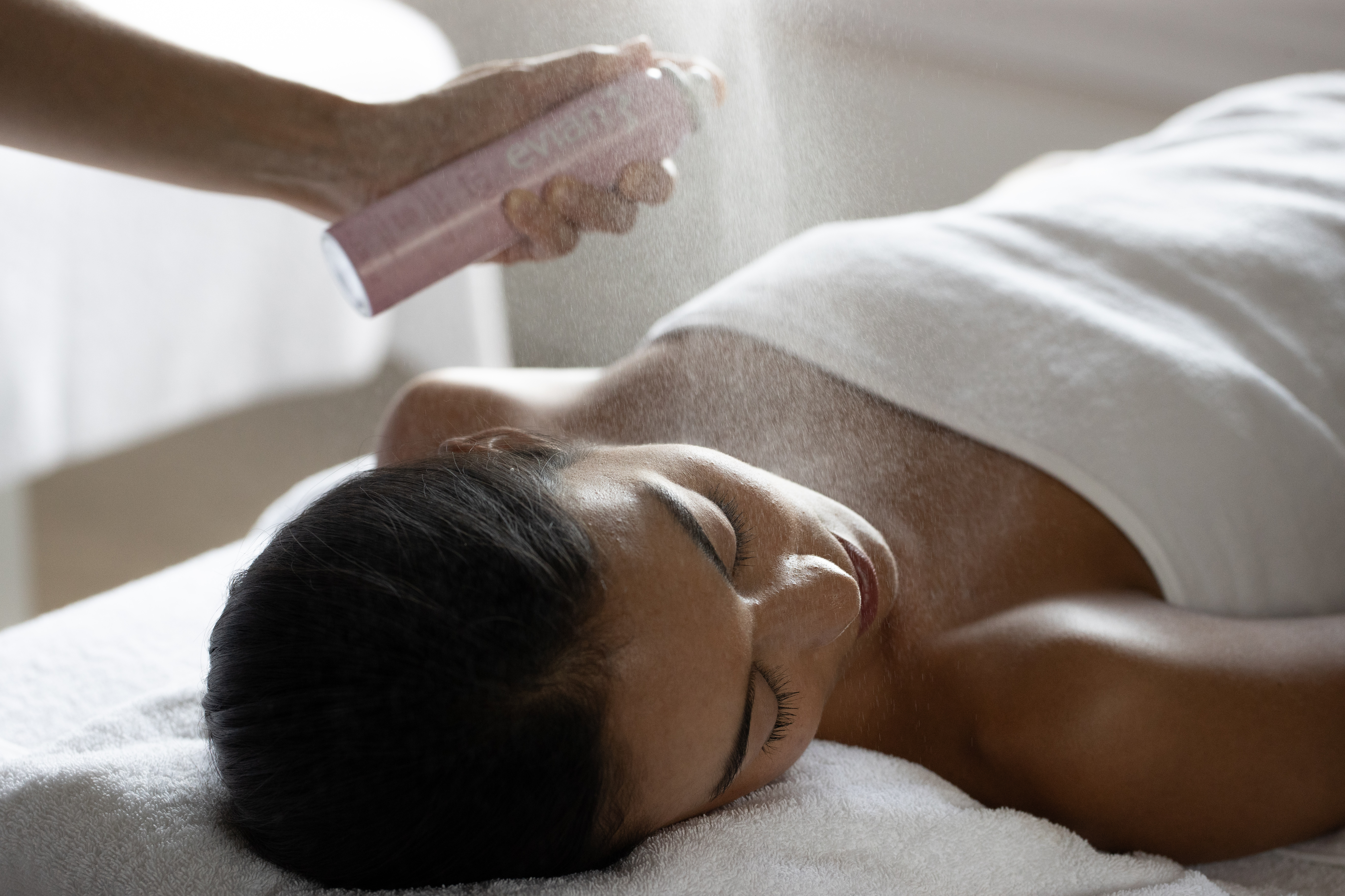 evian spa _ soin femme