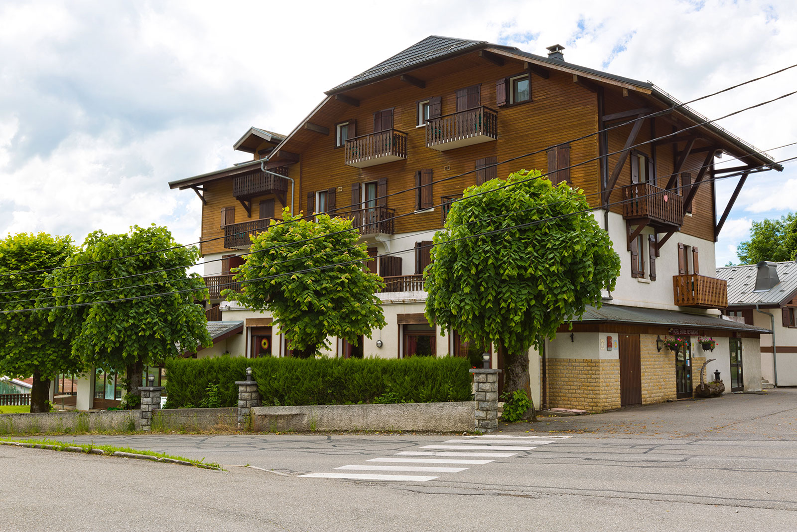 Façade extérieure en été