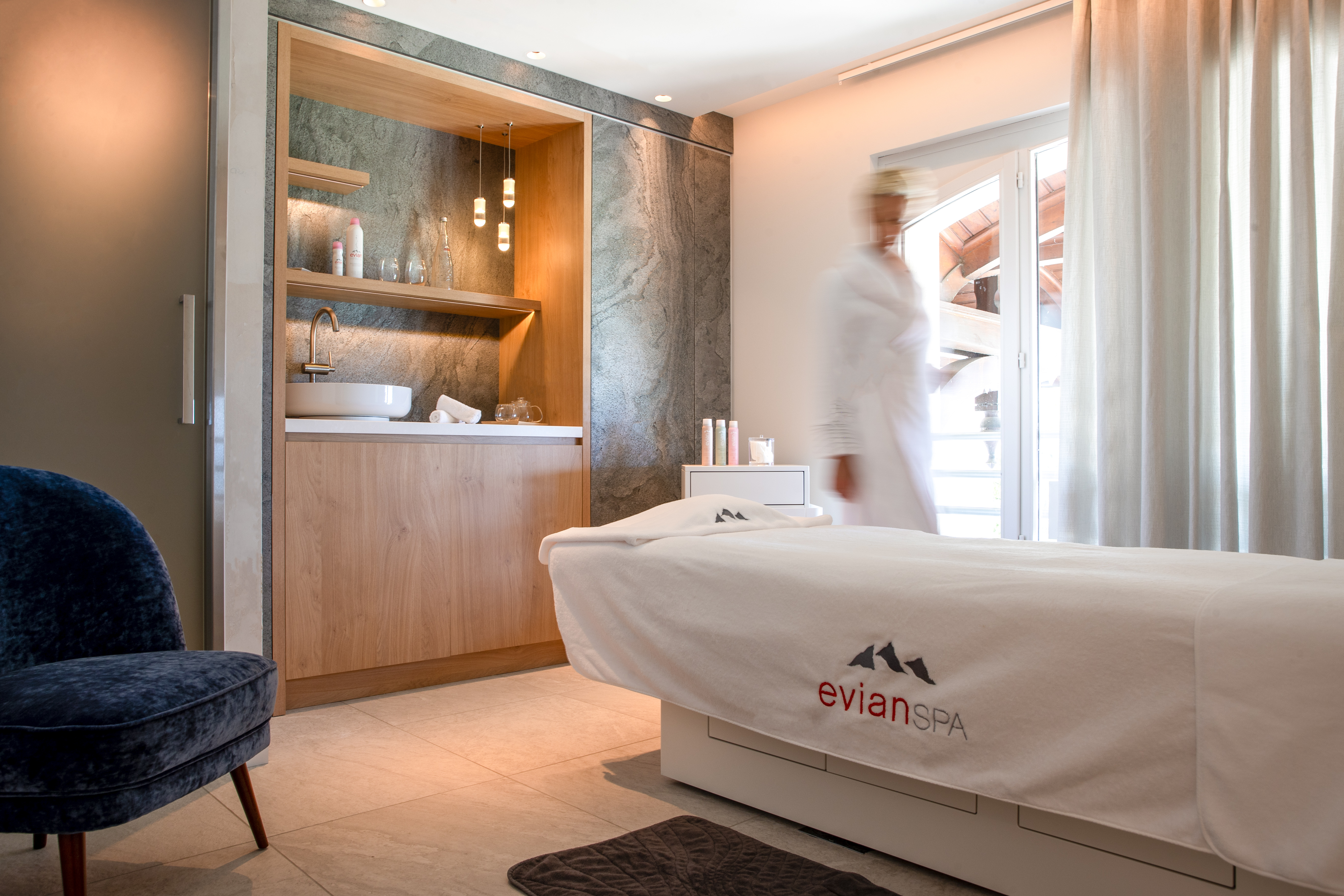 evian spa _ cabine