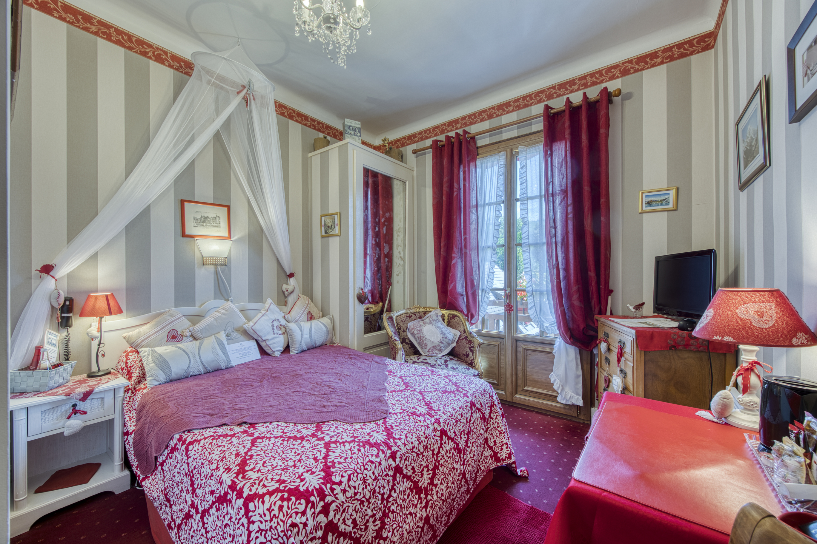 Hôtel les Cygnes_Évian-les-Bains