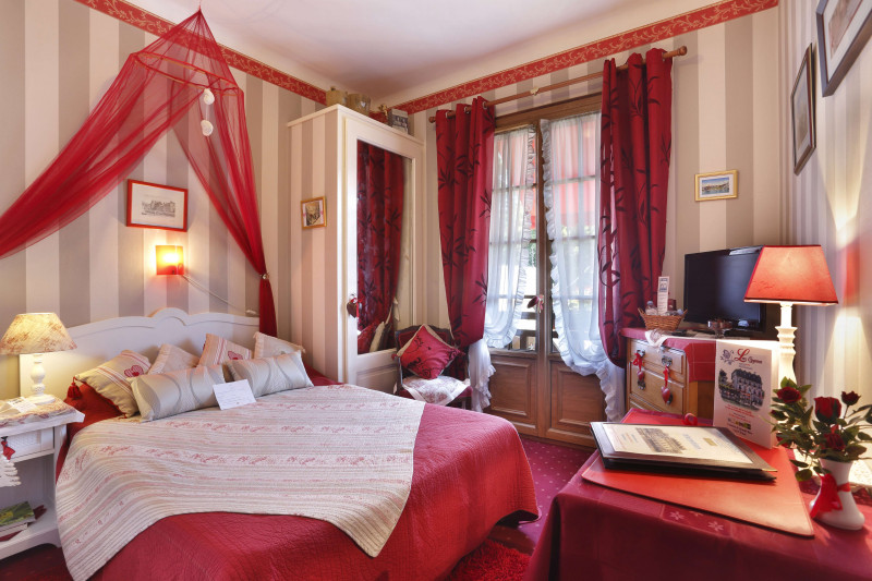 Chambre 18 - © Les Cygnes - Evian Chambre 18