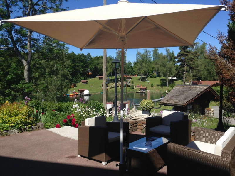 Terrasse - © Hôtel Le Cro Bidou Terrasse