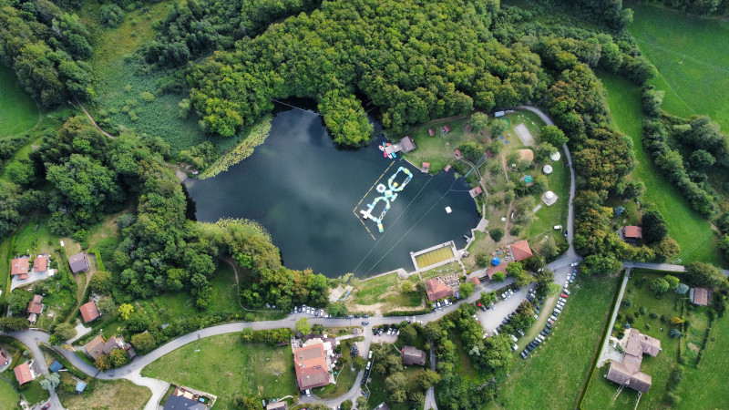Plan de la zone de loisirs de La Beunaz - © Hôtel Le Cro Bidou Plan de la zone de loisirs de La Beunaz