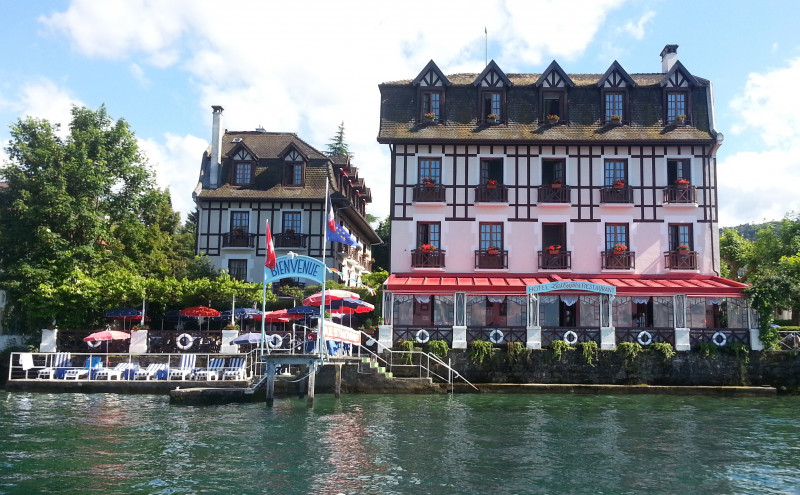 Les Cygnes - façade Les Cygnes - façade