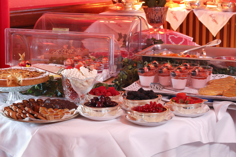Buffet - © Les Cygnes - Evian Buffet