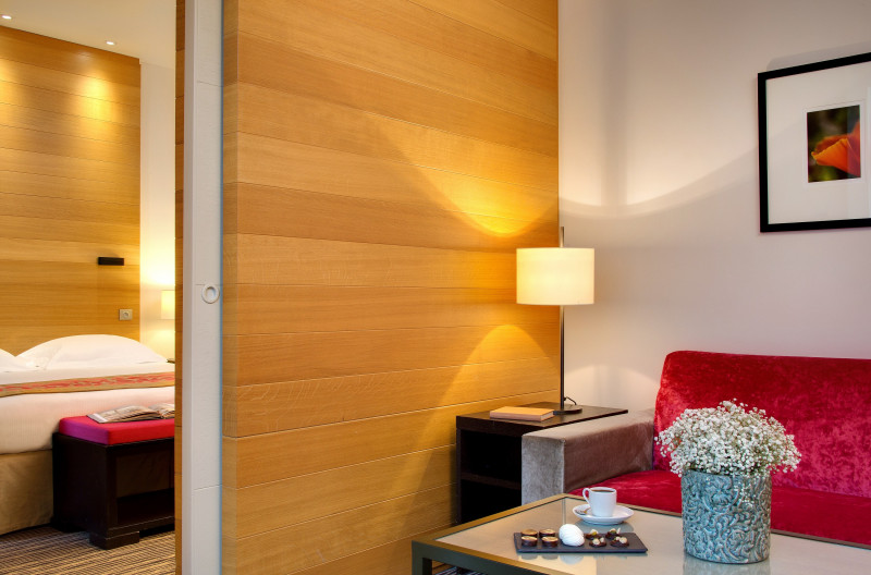 Junior Suite Côté Lac - © Evian Resort Junior Suite Côté Lac