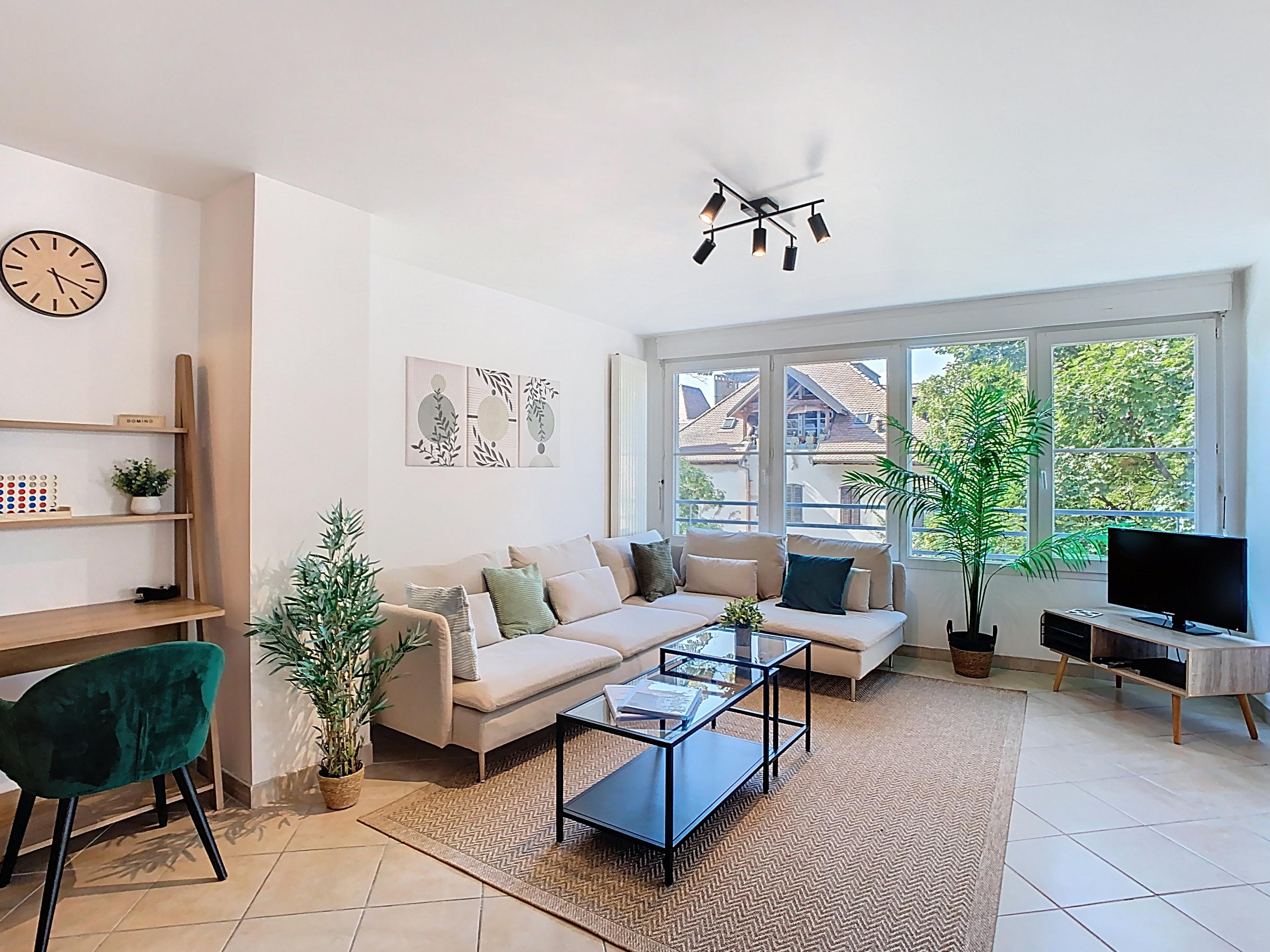 Apartment of 93 m2 in a residence_Évian-les-Bains