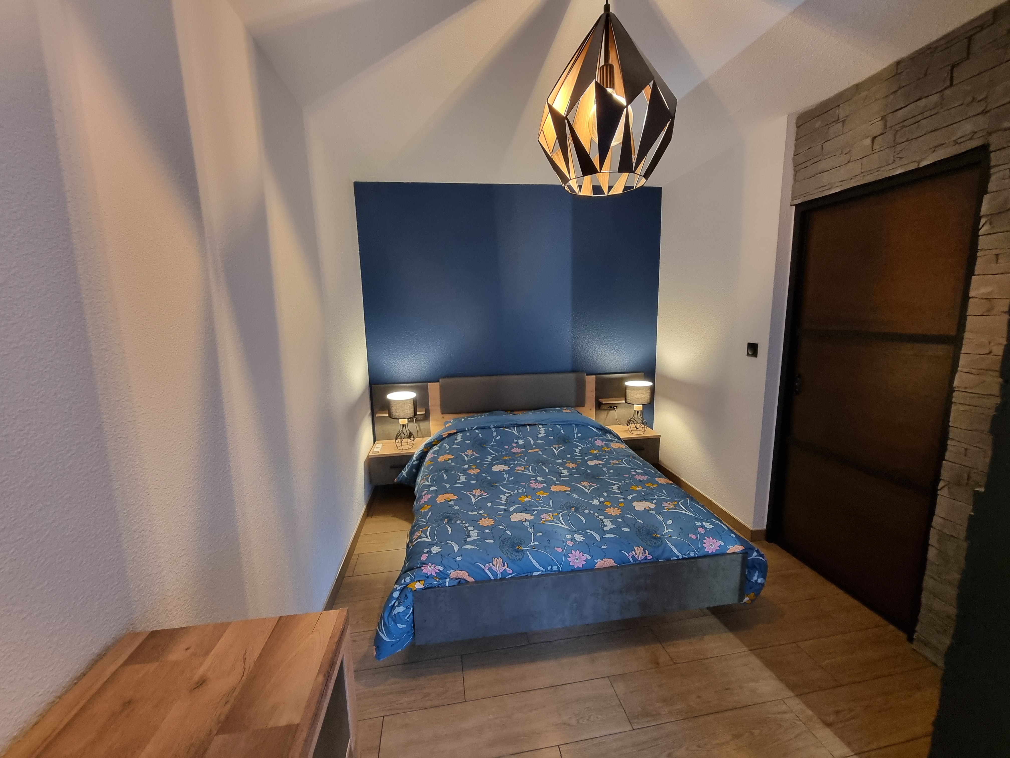 F2 flat of 34 m2 in a building_Évian-les-Bains