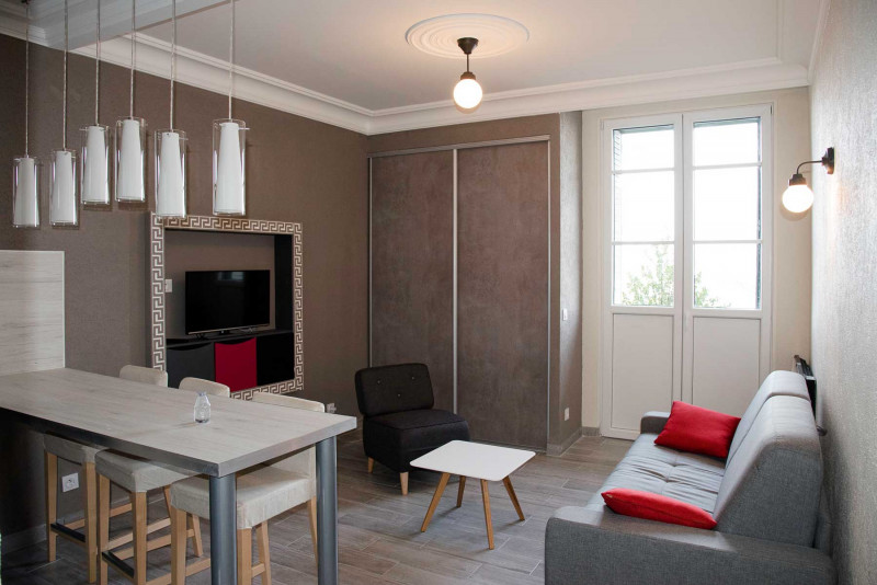 espace cuisien -salon 2 espace cuisien -salon 2