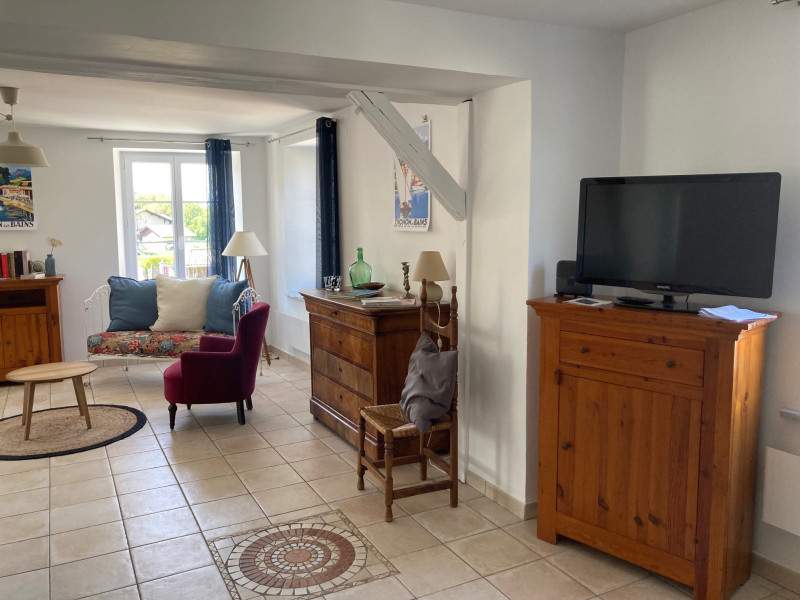Appartement F4 de 110 m2 dans une maison_Marin